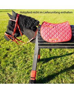 L-Sport Set Trense Bandagen und Schabracke für Holzpferd- rot